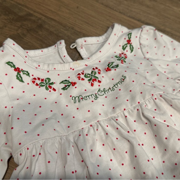 Floral Embroidered Long Sleeve Top - Picture 2 of 3